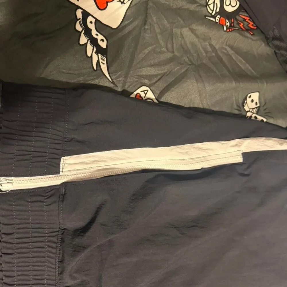 Jordan Men's Navy and Black Sweatshirt